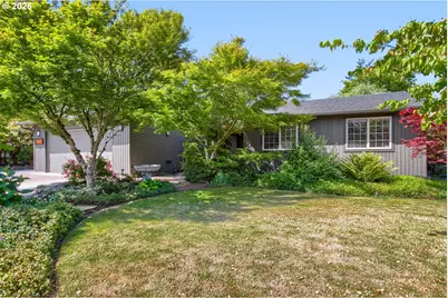 2705 SE Hicklin Ct, Troutdale, OR 97060 - Photo 2
