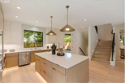 990 Lund St, Lake Oswego, OR 97034 - Photo 12