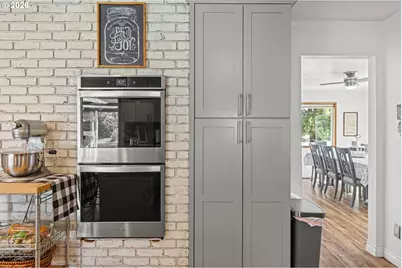 100 W 17th St, Coquille, OR 97423 - Photo 10