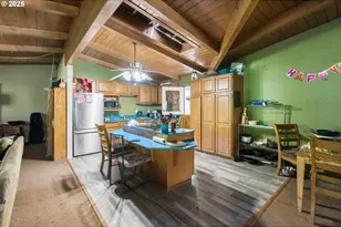 7640 SW 67th Ave, Portland, OR 97223 - Photo 12