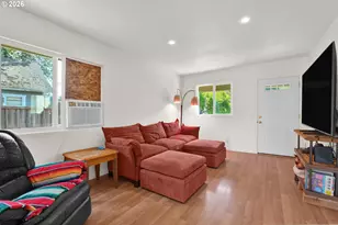 88177 5th St, Veneta, OR 97487 - Photo 2