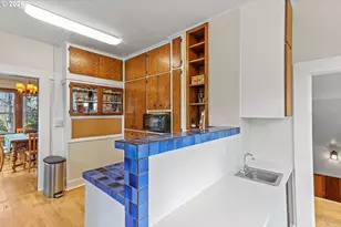 916 Kelly Ave, The Dalles, OR 97058 - Photo 8