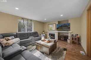 620 SE 11th Cir, Troutdale, OR 97060 - Photo 8