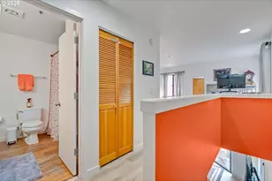 1010 NW Naito Pkwy, Portland, OR 97209 - Photo 10
