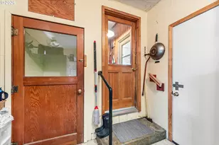 507 S East St, Joseph, OR 97846 - Photo 24