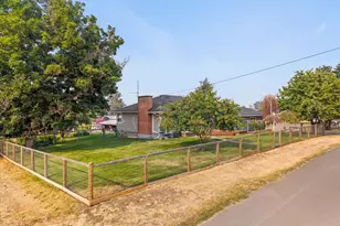 507 S East St, Joseph, OR 97846 - Photo 32