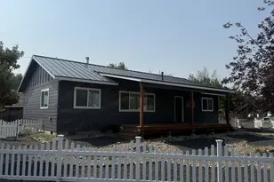 216 B Ave, Seneca, OR 97873 - Photo 4