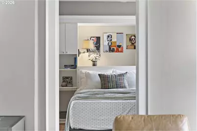1005 SW Park Ave #406, Portland, OR 97205 - Photo 8