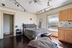 707 NE 5th St, McMinnville, OR 97128 - Photo 8
