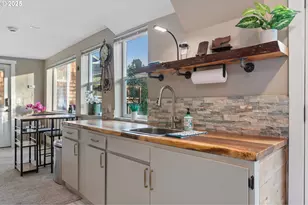 1120 SW Broadway Dr, Portland, OR 97201 - Photo 28