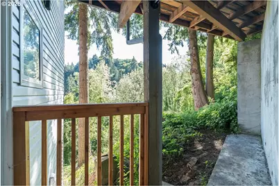 1120 SW Broadway Dr, Portland, OR 97201 - Photo 22