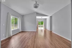 716 Eric Dr, Molalla, OR 97038 - Photo 4