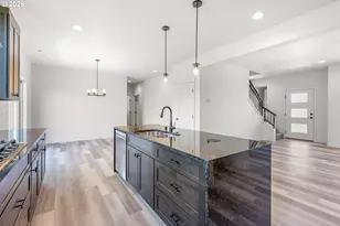 615 Tatone St, Boardman, OR 97818 - Photo 2