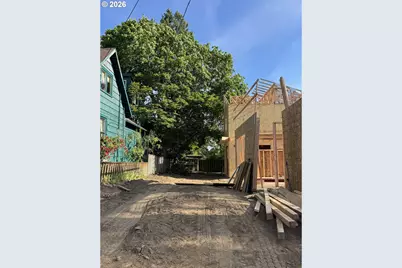 2008 SE 34th Ave, Portland, OR 97214 - Photo 6