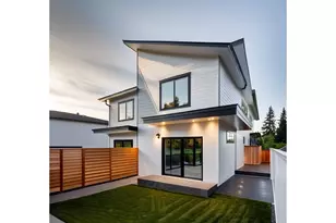 2008 SE 34th Ave, Portland, OR 97214 - Photo 2