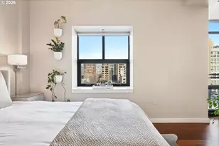 1025 NW Couch St, Portland, OR 97209 - Photo 26