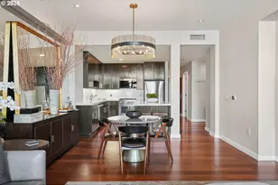 1025 NW Couch St, Portland, OR 97209 - Photo 18