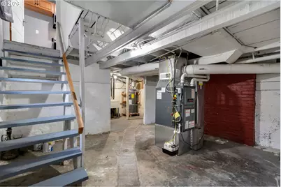 2225 N Humboldt St, Portland, OR 97217 - Photo 26