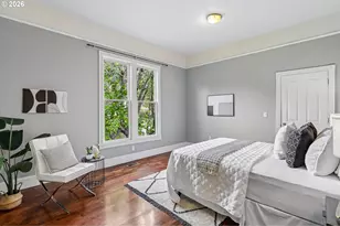 905 NE Holman St, Portland, OR 97211 - Photo 10