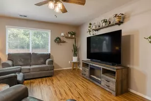 13100 NE 116th Cir, Vancouver, WA 98682 - Photo 8