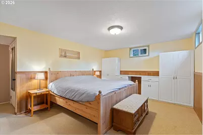 11047 SE Cherry Blossom Dr, Portland, OR 97216 - Photo 30