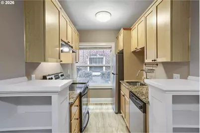 1509 NE 10th Ave #106, Portland, OR 97232 - Photo 6