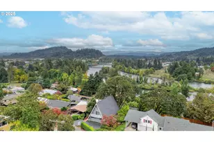 475 Riverview Blvd, Springfield, OR 97477 - Photo 2