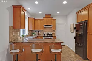 3853 SE 181st Pl, Portland, OR 97236 - Photo 6