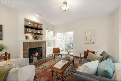 9217 N Macrum Ave, Portland, OR 97203 - Photo 12
