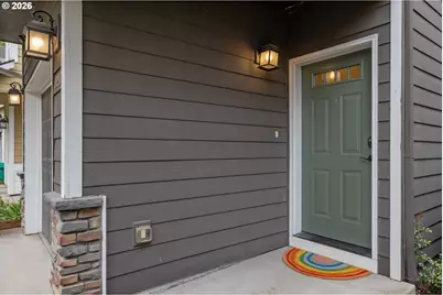 9217 N Macrum Ave, Portland, OR 97203 - Photo 2