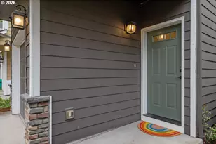 9217 N Macrum Ave, Portland, OR 97203 - Photo 2