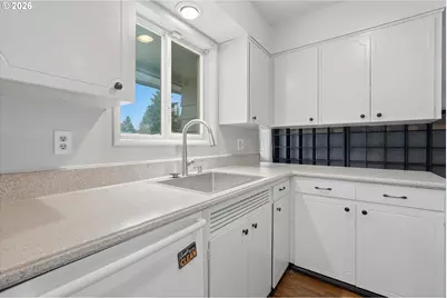 1250 SE 36th Ave, Hillsboro, OR 97123 - Photo 10