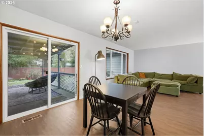 1250 SE 36th Ave, Hillsboro, OR 97123 - Photo 8