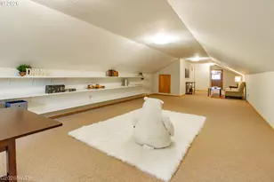 144 Briarcliff Dr, Eugene, OR 97404 - Photo 40