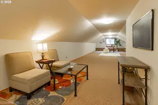 144 Briarcliff Dr, Eugene, OR 97404 - Photo 38