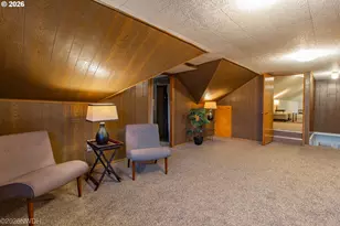 144 Briarcliff Dr, Eugene, OR 97404 - Photo 32