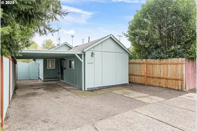 1116 NE Irvine St, McMinnville, OR 97128 - Photo 2