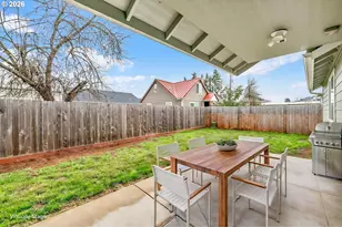 632 N 5th St, Creswell, OR 97426 - Photo 36