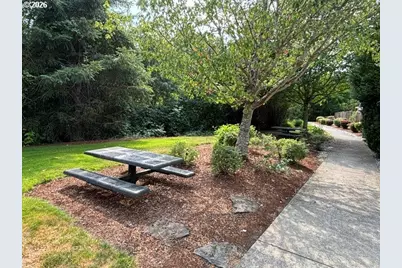 1473 NE Alexandria Pl, Hillsboro, OR 97124 - Photo 34