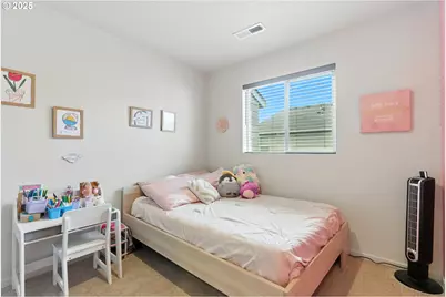 627 NE 72nd St, Vancouver, WA 98665 - Photo 18