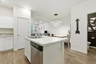 627 NE 72nd St, Vancouver, WA 98665 - Photo 10