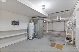 18665 NW Tolovana St, Portland, OR 97229 - Photo 32