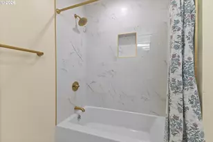 18665 NW Tolovana St, Portland, OR 97229 - Photo 14