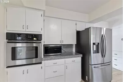 18665 NW Tolovana St, Portland, OR 97229 - Photo 6