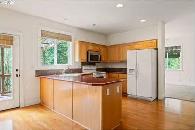 107 Basswood Dr, Silver Lake, WA 98645 - Photo 8