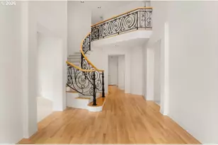 9820 NW Skyview Dr, Portland, OR 97231 - Photo 4