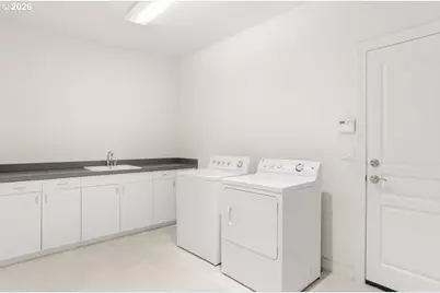 9820 NW Skyview Dr, Portland, OR 97231 - Photo 24