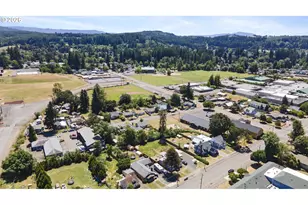 1901 Long St, Sweet Home, OR 97386 - Photo 32