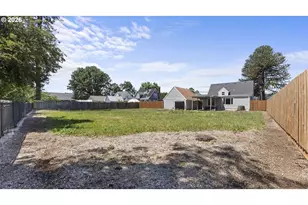 1901 Long St, Sweet Home, OR 97386 - Photo 26