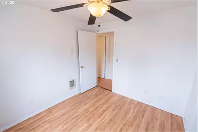 219 NE 18th Ave, Camas, WA 98607 - Photo 24